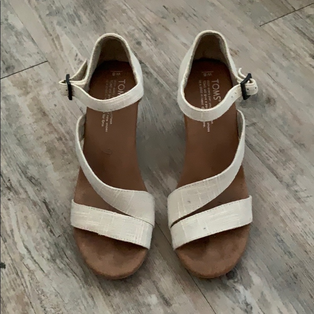 Tom wedges